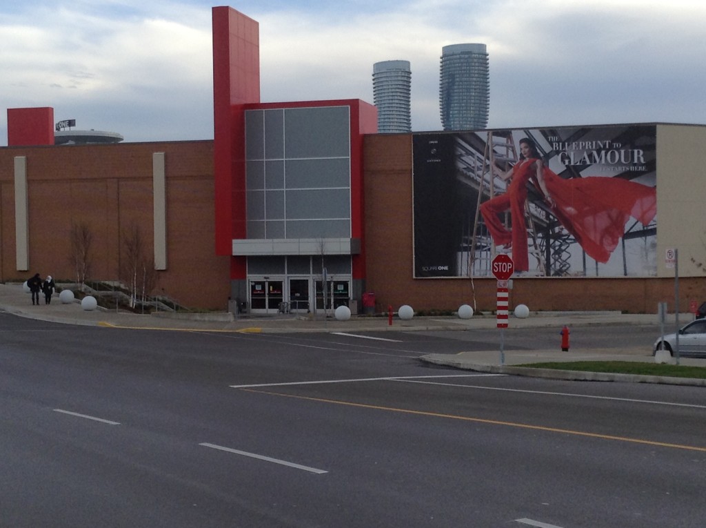 Vacant Target Store #93, photo courtesy @leesareneehall